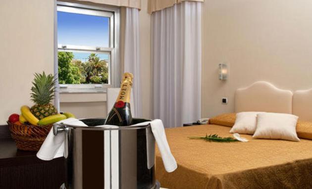 Hotel Welcome 산베네데토델트론토 객실 사진
